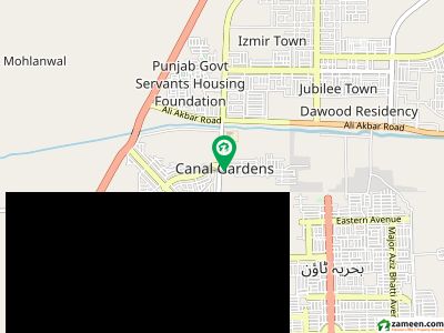 Prime Location 50 Marla Building For sale In Rs. 900000000 Only