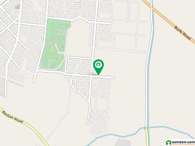 "Discover Elegance: Plot No. 915, Block X, DHA Phase 7 Awaits"