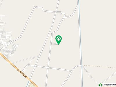 Plot no 934 Corner Main road Top location plot