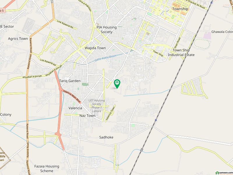 Here Is A Good Opportunity To Live In A Well-Built House Here Is A Good Opportunity To Live In A Well-Built House