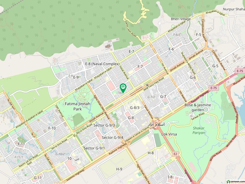 A Demolish able 600 Sqyd Property